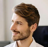 Portret Michael Brennan, CTO i lider technologii fintech i krypto